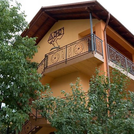 Hotel Turul Beregovo Exterior foto