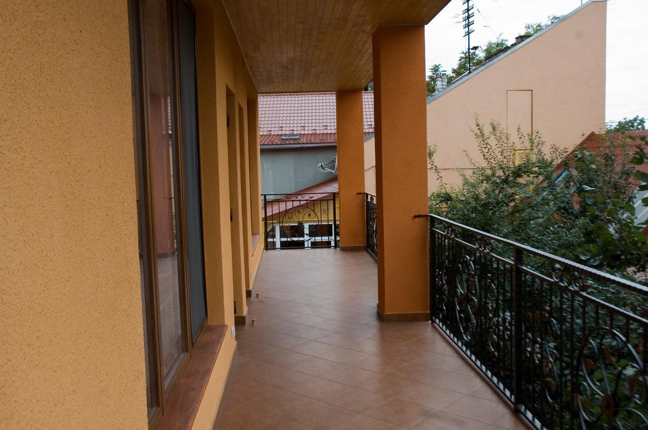 Hotel Turul Beregovo Exterior foto
